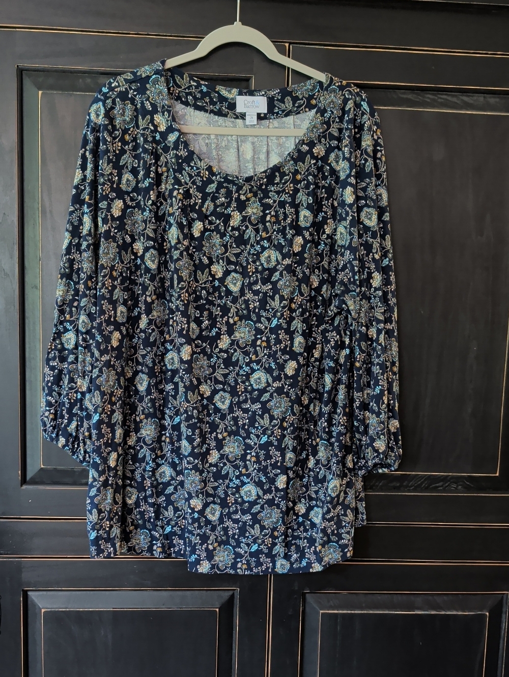 Croft & Barrow Navy Floral Peasant Blouse